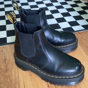 Dr. Martens 2976 Quad Platform Chelsea Boot (Black)